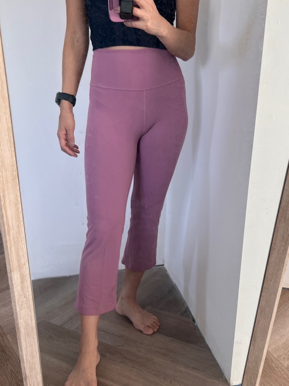 Lululemon 6 nulu Mauve Cropped Pants